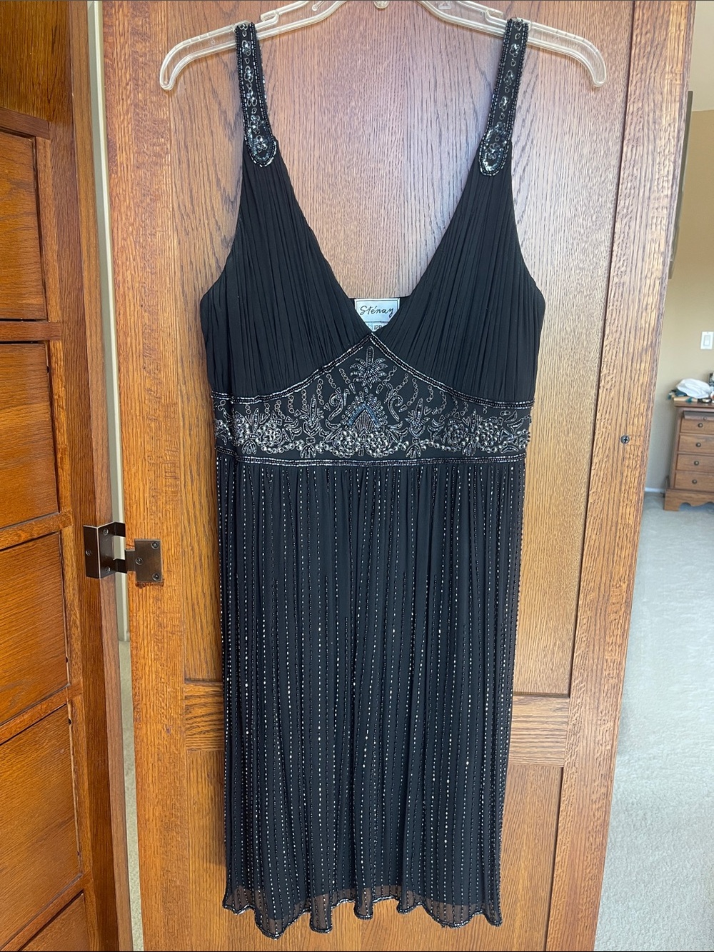 Stenay Black Beaded V-Neck Midi Dress